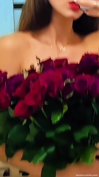 Exclusive updates just for you – step into my private world 🌹