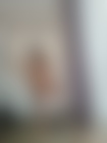 Bed head, bare skin, big tease 💋 - post hidden image