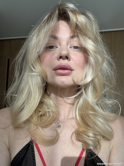 Wanna be my sexy date💋?