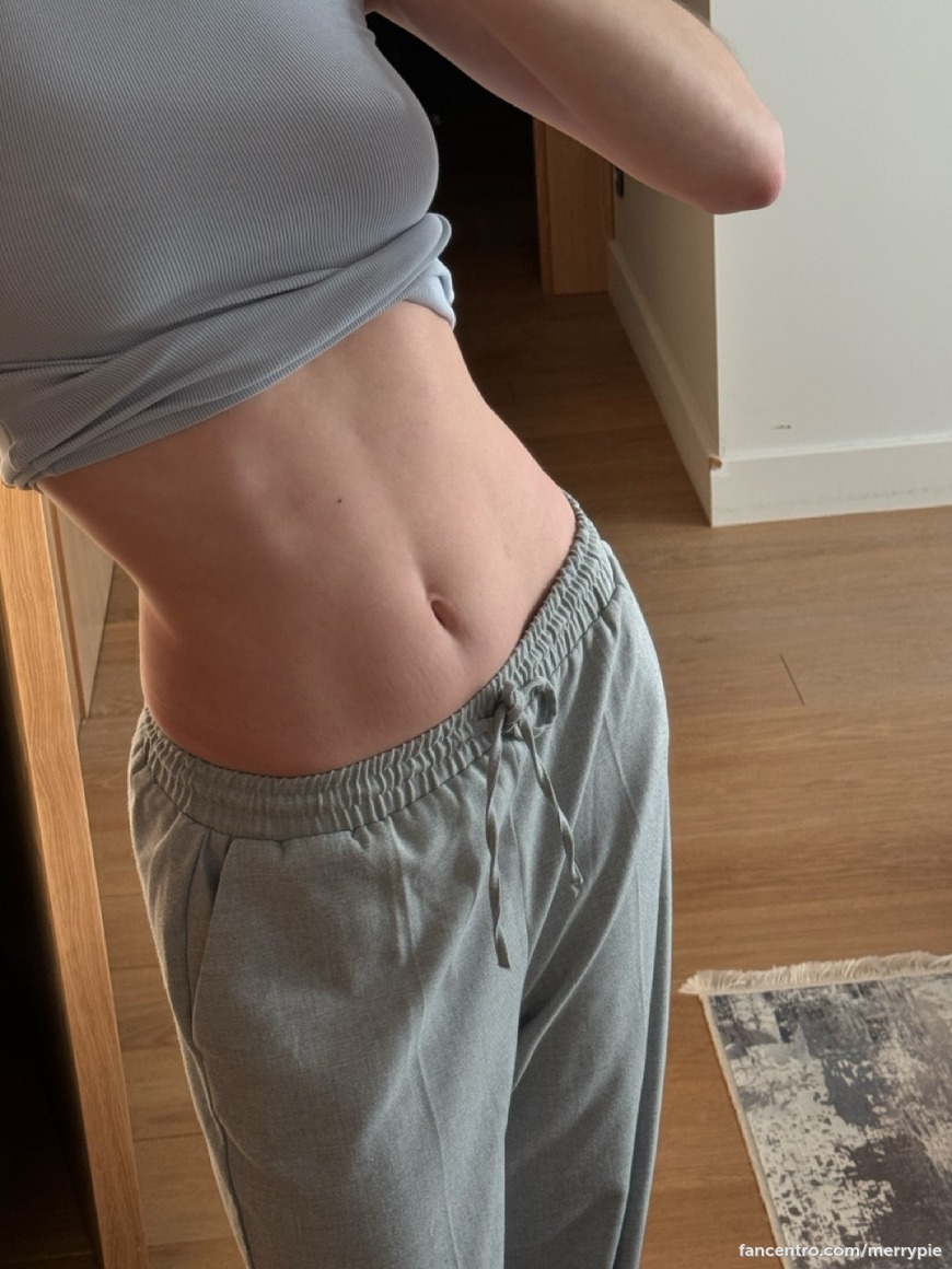 I look better nude, agree? ❤️ 1