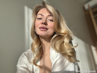 Ever wanted to fuck a blonde? 🥵