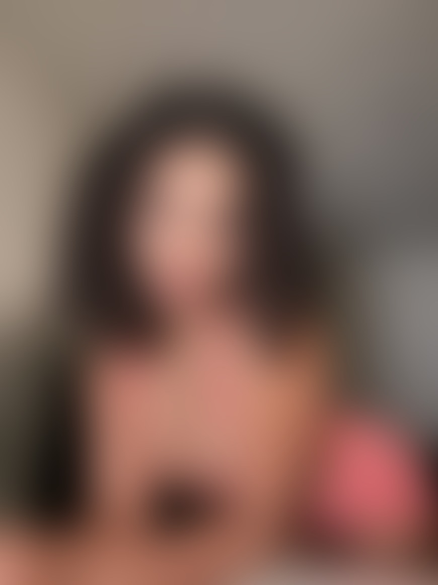 would u join me in my bedroom?🤭 - post hidden image