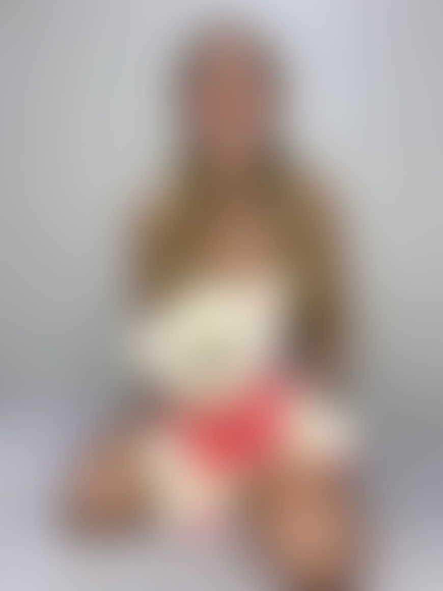 Heyy schatje, zullen we lekker chatten samen? 😘 - post hidden image