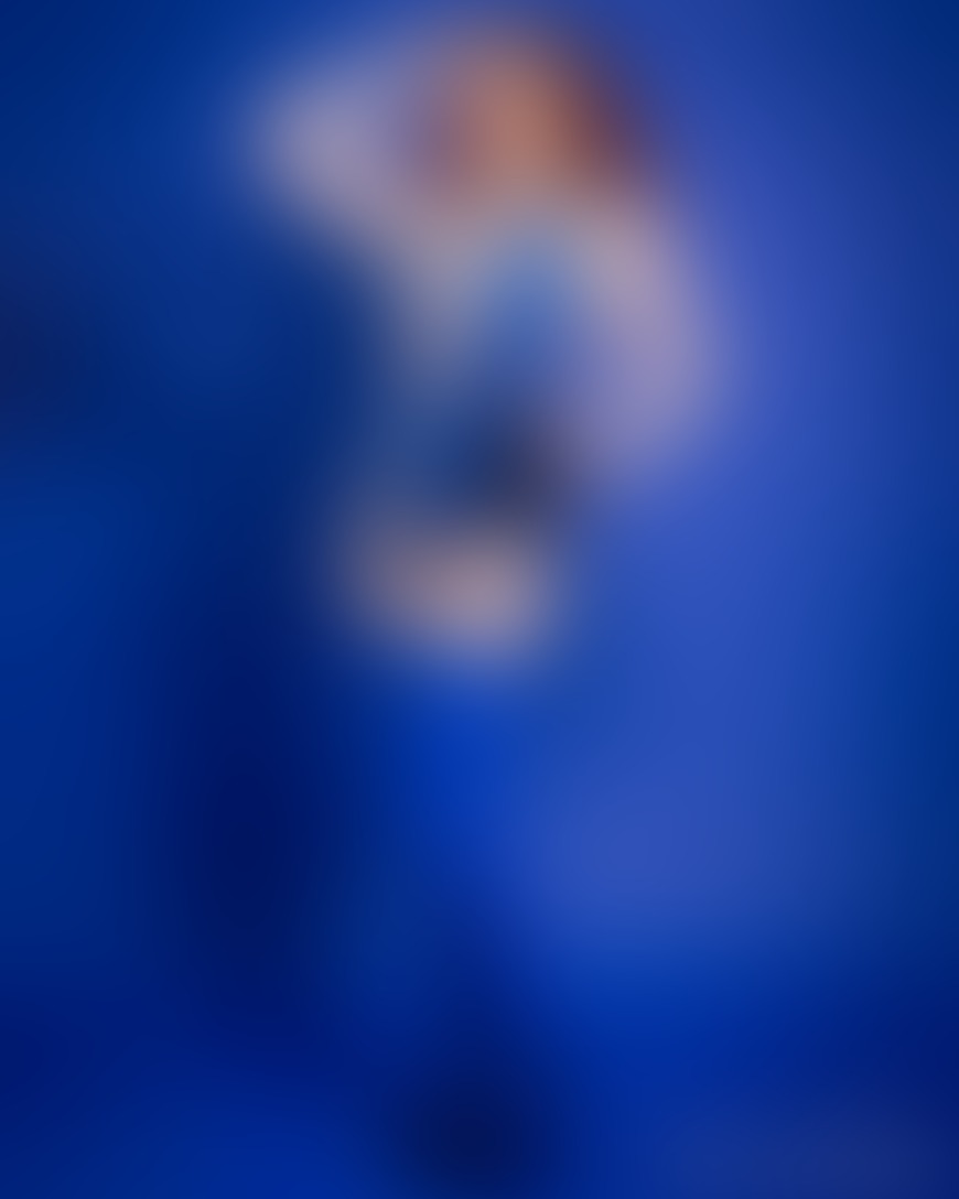 💙💙 - post hidden image