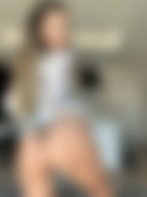 Do me at the back babe - post hidden image