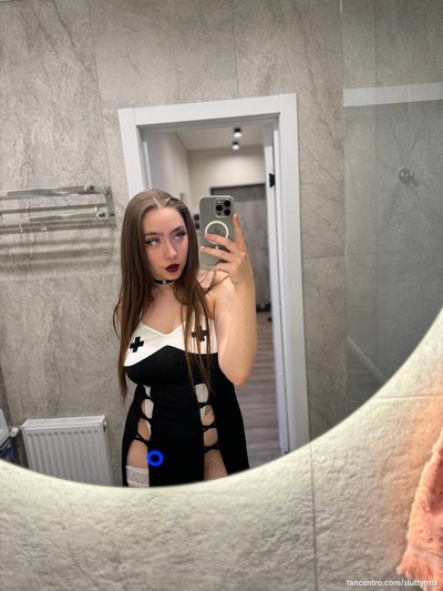 Hij stopte niet met mijn mond te neuken tot het einde Ben ik officieel een CumSlut