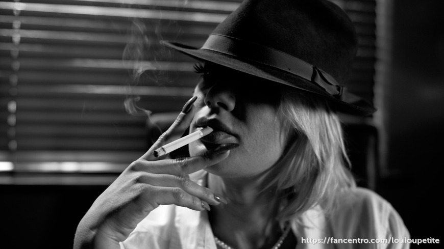 Smoking detective 1