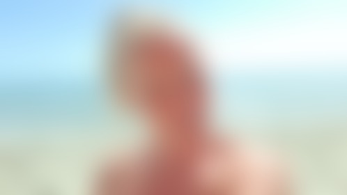 My office ☀️⛱️😁😁😁 - post hidden image
