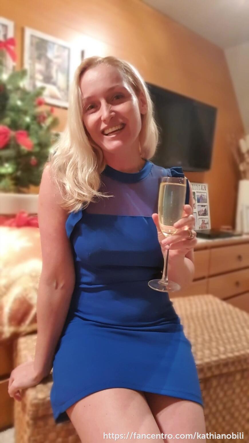 Happy New Year! 🤩🤩🤩 1foreground