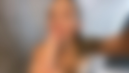 How big is your cock? 🥵 Do you think I could handle it? 🥵🥵 - post hidden image