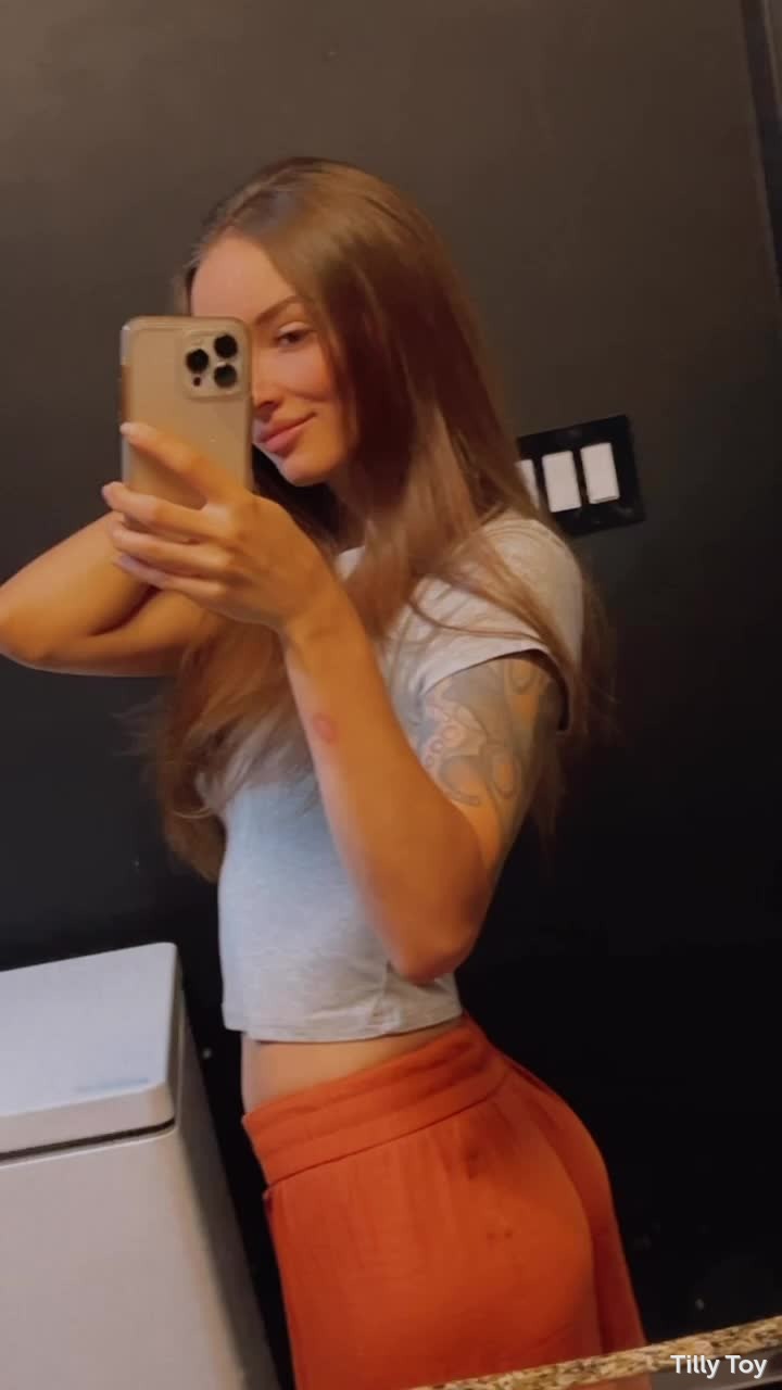 Quick mirror check before taking on the day! Ready for whatever comes my way! 🥰 1foreground