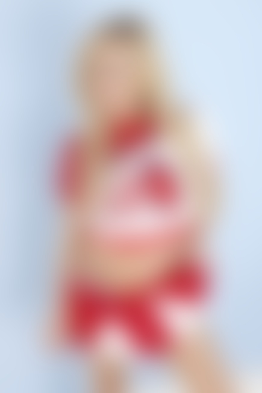 Mae Meyers Is A Very Naughty Cheerleader That Loves Two Guys At A Time -  kinkpass.net CLUB - Fancentro