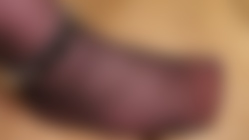 Look at my feet without blinking. If you blink, 20 bows in front of the screen. Film this. - post hidden image