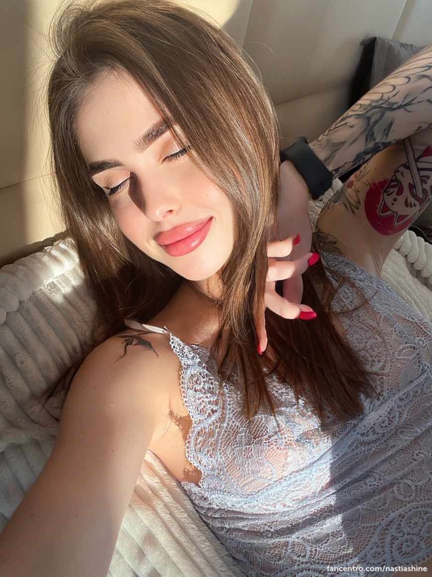 Do you like unusual games? Role-playing games. where you are the king and I am the queen, where I am the servant and you are my master, do you want to be someone for me?🙈😋🥵💖 1