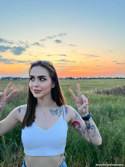 Join me for an intimate escape – fresh raw content now live; satisfy your desire 😏