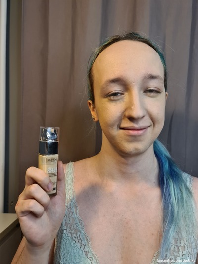 Ik wilde een creampie maar hij zei dat ik er mooier uitzag bedekt met sperma
