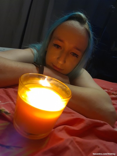 Wat moet een meisje hier doen om haar kutje te laten opeten