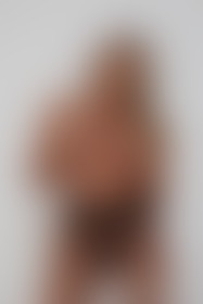 Waar zou jij me het liefst voelen? 🖤 - post hidden image
