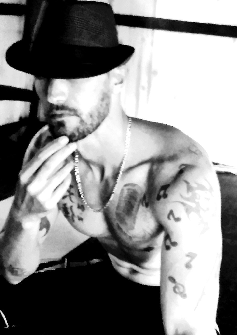 Shirtless Stars du Porno et Modèles - Fapello Leaks