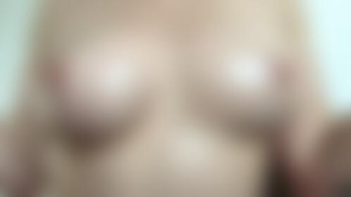 Boobs game🤲🏻🔥🔥🔥 - post hidden image
