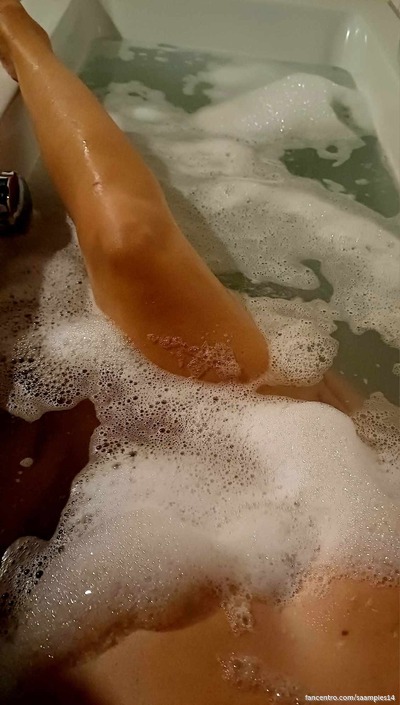 p*ssy bath time before my BF smached my P*sSy