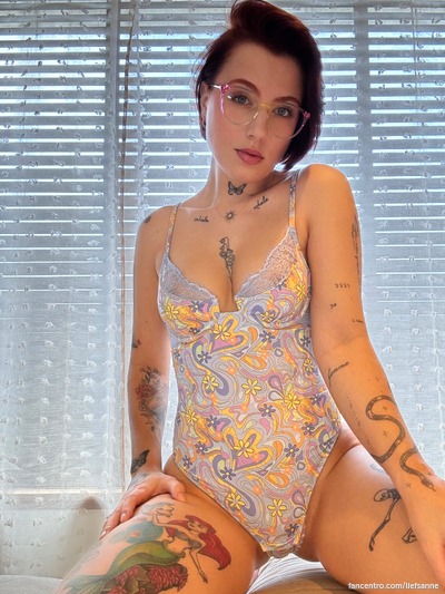 Echt zin om een geile custom video voor je te maken schat… doen? 🍭🍭