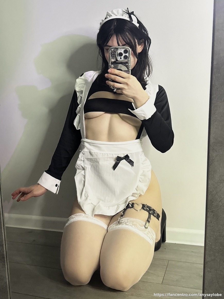 Rate my maid outfit 😏