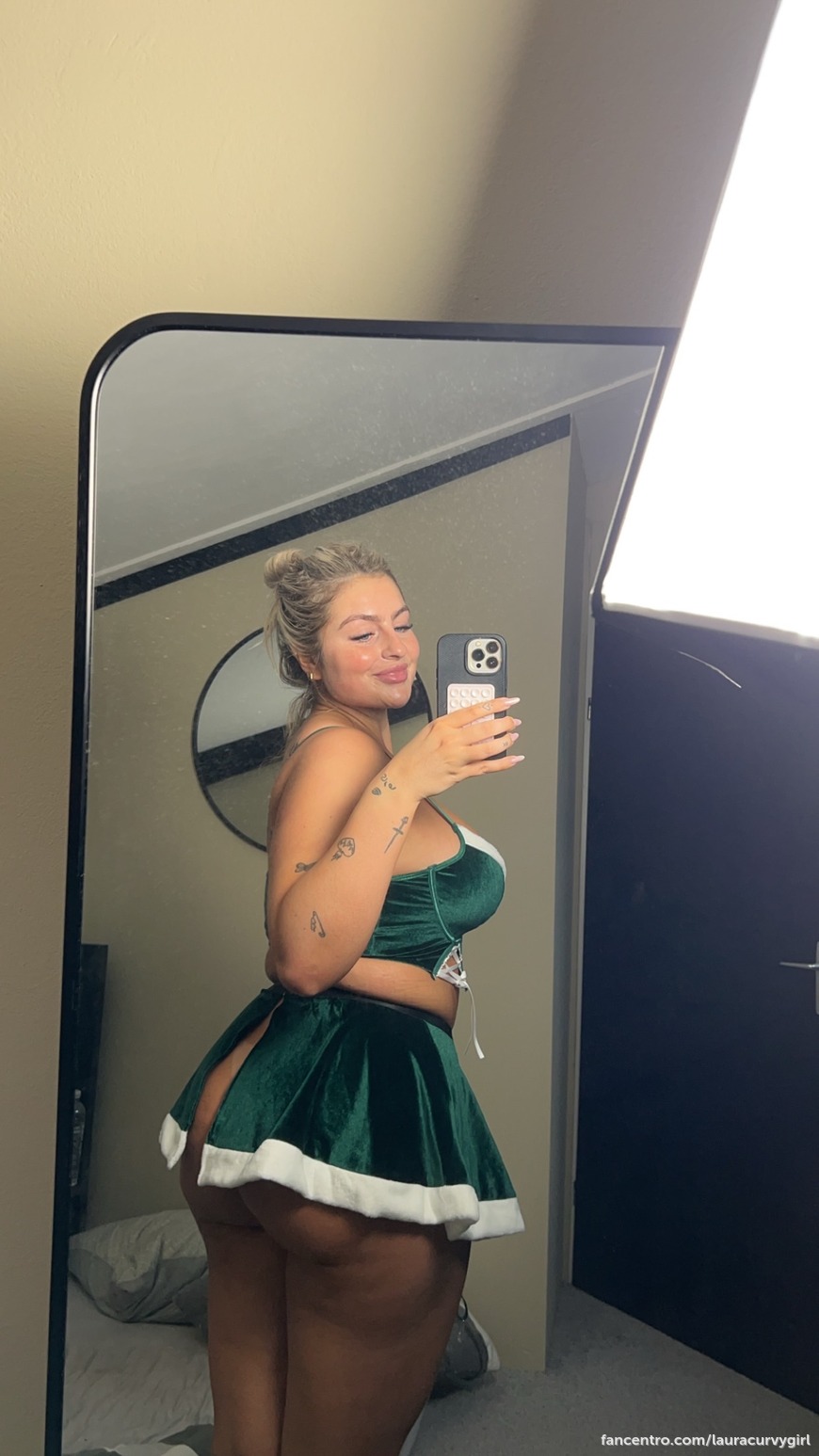Daddy I have been a naughty girl, what now? 🥵😏 1