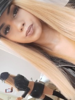 Nadia Sins