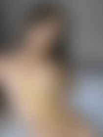 This bed has room for one more, wanna join? 😏 - post hidden image
