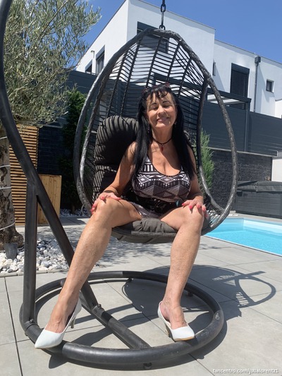 Je zoekt een milf? Je vond een gilf. Beter.